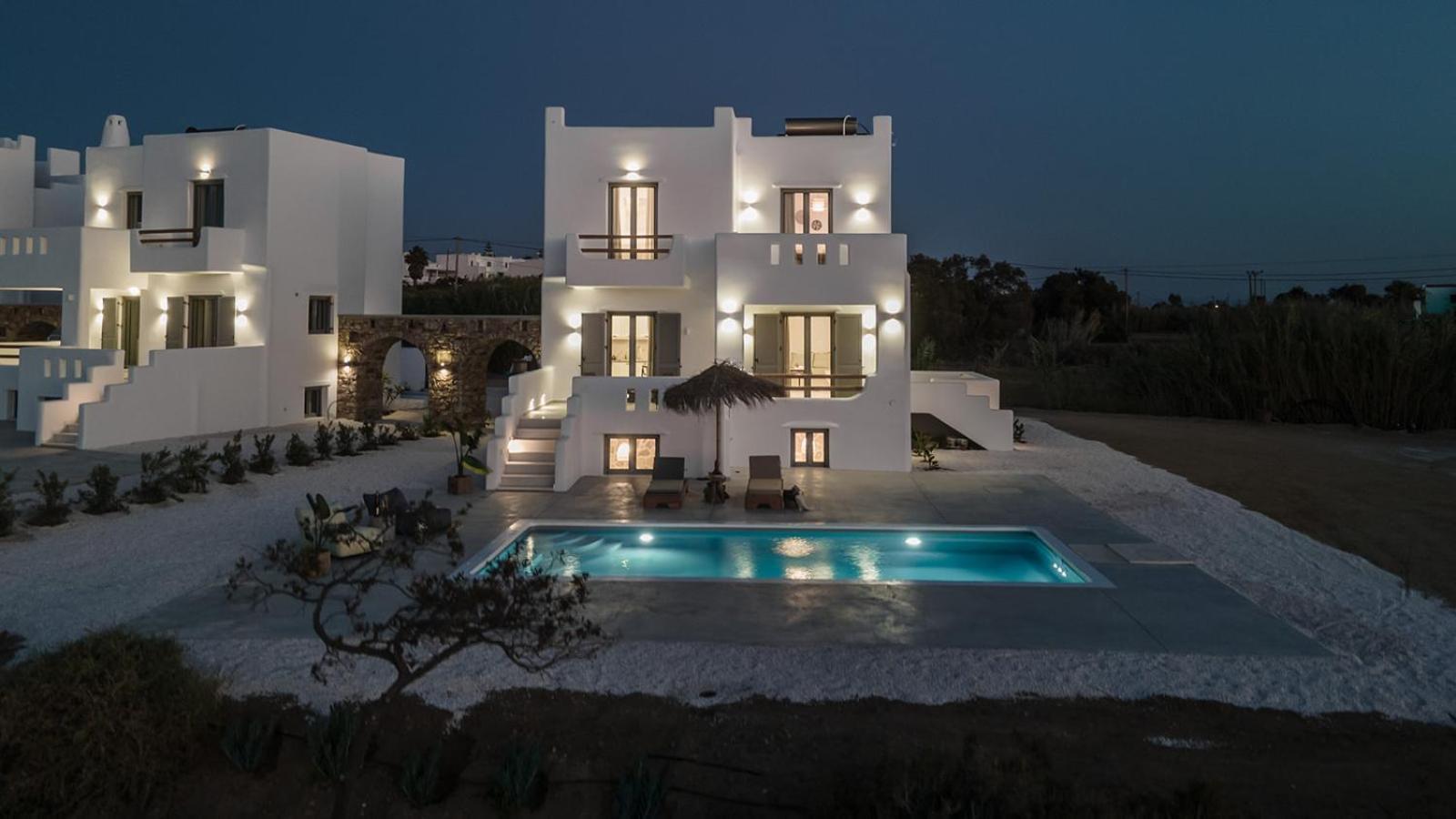 Nymphee Luxury Villas Agia Anna  エクステリア 写真